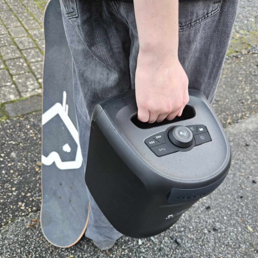 Der er kamp om højtaleren